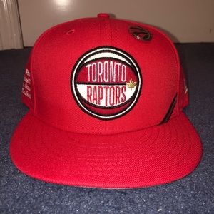 Toronto Raptors Snapback Hat